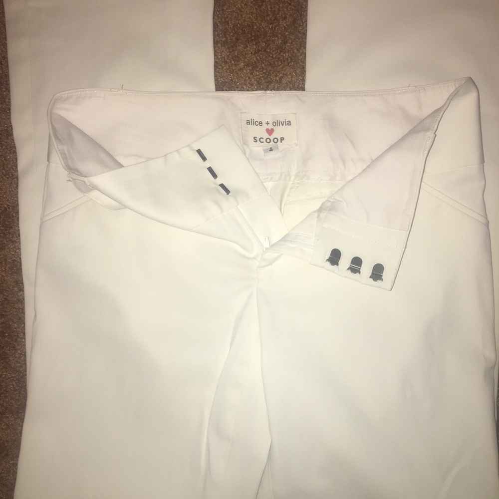 Alice + Olivia Beautiful white pants